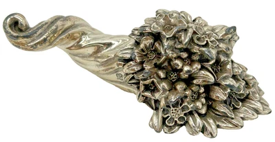 Escultura en miniatura de plata de ley 925 Cornucopia Un'idea Vestita D'argento 4 oz Foto 1 de 4