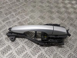 Volvo V40 D4 Se Mk3 Hatch 2012-2014 Exterior Handle (n/s Rear Passenger) Silver - Picture 1 of 5