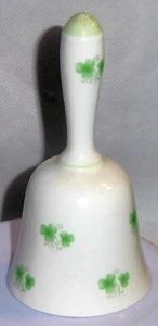 Campana de porcelana de hueso de trébol Crown Staffordshire de colección - Imagen 1 de 3