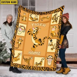 Tigger and Winnie the Pooh Magic Kingdom Park Fleece Blanket, Disney Blanket - Picture 1 of 4