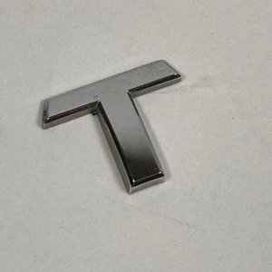 2013-2020 Nissan Pathfinder Emblem Logo Letter 'T' Rear Tailgate Trunk Chrome - Foto 1 di 9