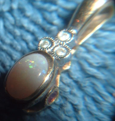 DE COLECCIÓN ORO MACIZO 10K ÓPALO DE FUEGO DIAMANTE OVALADO Dije Colgante para Collar Joyería Foto 1 de 4