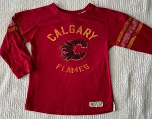 Calgary Flames Boys Small 8 Medium Youth Long Sleeve T-shirt Jersey NHL CCM EUC - Picture 1 of 7