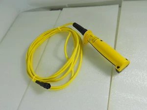 STI ESD5020 44509-1300, 3-Position Enabling Switch - Picture 1 of 8