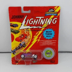 Johnny Lightning Limited Edition Classic 32 Roadster Diecast Car Model - Picture 1 of 6