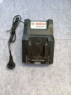 Bosch Professional GAL 18-160 C Ladegerät. - Bild 1 von 2