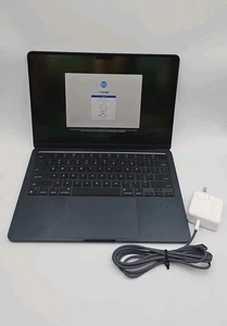 Apple Macbook Air 13” 2024 (M3, 8GB RAM, 256GB SSD) Número de Ciclos: 8, 100% 🔋 - Imagen 1 de 17