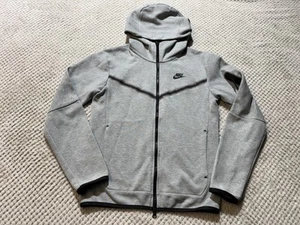Sudadera con Capucha Nike Tech Fleece Cremallera Talla XS Gris Excelente Estado CU4489-063 - Imagen 1 de 7