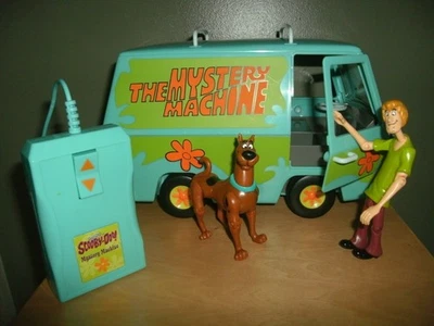 Винтажный фургон работает хорошо 1 владелец недавно проверен🤣 Scooby Doo Mystery Machine RC - Изображение 1 из 4