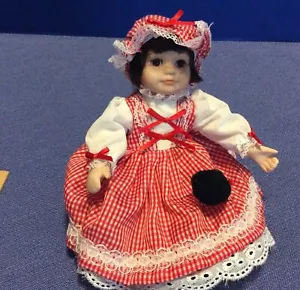 Muñeca Royalton 1998 ~ Little Miss Muffet ~ de libro de cuentos de porcelana de 10" -1 - Imagen 1 de 11