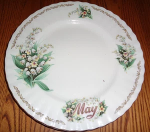 Plato de ensalada Royal Albert Bone China ramo del mes adorno dorado mayo - Imagen 1 de 1