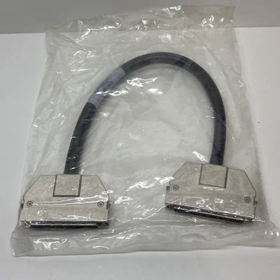 AMP 80-Pin to 80-Pin High Density SCSI Cable w/ Clip Type Connectors-16inch Long - Image 1 of 4