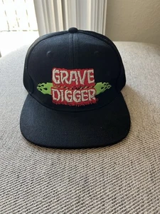 Monster Jam Grave Digger Snapback Mütze schwarz grün bestickt verstellbar Cap - Bild 1 von 6