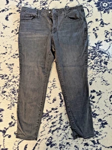 Universal Thread Black Jeans Womens Size 16 High Rise w/Spandex COMFY! EXC COND! - Picture 1 of 4