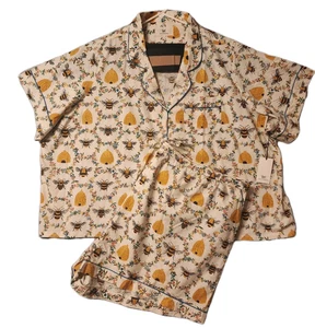 NWT Women's Printfresh Sweet Bumble Bee Shorts 2 Piece Pajama Set PJs Size 6X - Picture 1 of 14