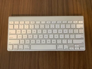GENUINE Apple Wireless Bluetooth Keyboard A1314 Mac Aluminum - Zdjęcie 1 z 5