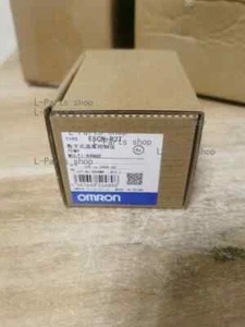 One Omron E5CN-R2T Temperature Controller 100-240VAC NEW IN BOX - Picture 1 of 3