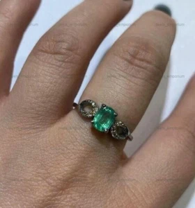 Anillo de boda ovalado de plata de ley 925 con esmeralda natural para mujer - Imagen 1 de 9