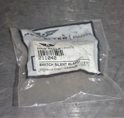 Otto Engine Pushbutton Switch P3-61612 - Image 1 of 4