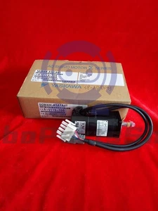 NEW YASKAWA AC SERVO MOTOR SGMAH-A5A1A41 SGMAHA5A1A41 1PCS - Picture 1 of 1
