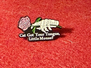 🌹💀 “Cat Got Your Tongue, Little Mouse?” Gothic Enamel Pin – Free Shipping 🌹💀 - Picture 1 of 2