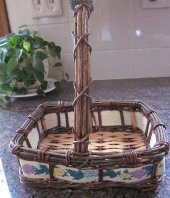 Small Rectangular 8 1/2 x 8 Wicker Grapes and Leaves Oblong Basket - Image 1 of 2