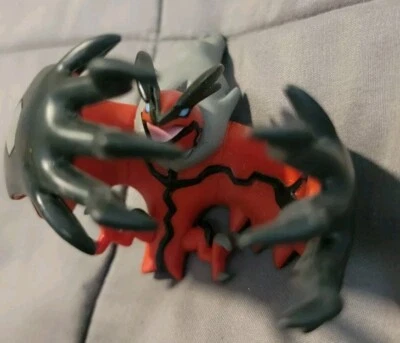 Figura de acción Pokemon Nintendo Tomy Trainer's Choice Legendary Yveltal 2,75"  Foto 1 de 4