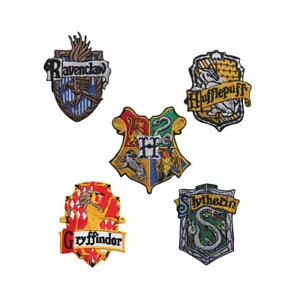 Harry Potter Iron/Sew On Embroidered Patch Badge Appliques For Clothes - Picture 1 of 8