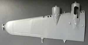 Revell 1/48th B17G Flying Fortress - Parte 3-R Inferior del Kit No. 85-5600 - Imagen 1 de 1