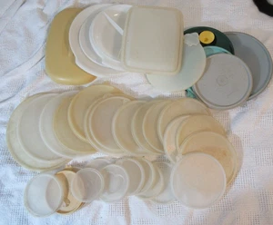 Lot of Vintage Tupperware Tops Lids Pieces 30+  pieces - Picture 1 of 9