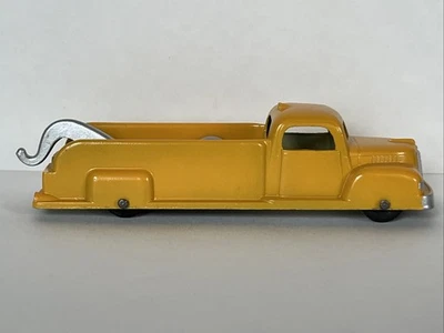 Grúa Tootsietoy International K5 años 40, remolque, excelente, metal fundido Foto 1 de 4