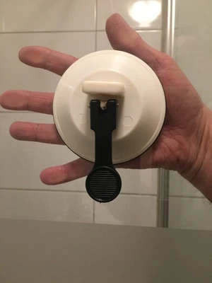 Saugnäpfe 4 Stück 100mm Durchmesser für Wohnmobile Boote Wohnwagen - Bild 1 von 4