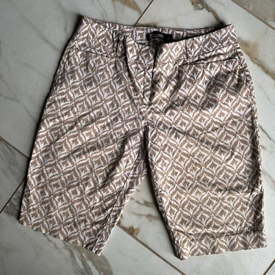 Bermudas para mujer 7th Avenue New York & Co traje beige blanco estampado 6  Foto 1 de 4