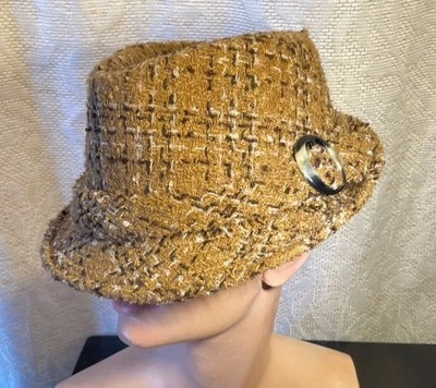 Магид шляпа в теплом желтовато-коричневом оттенке-идеальный Fedora вязаная текстура, винтажный чистый - Изображение 1 из 4