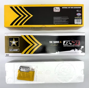 Neu im Karton 2014 Auto World Tony Schumacher NHRA Army 1:24 Top Fuel Dragster 1 of 504 - Bild 1 von 9