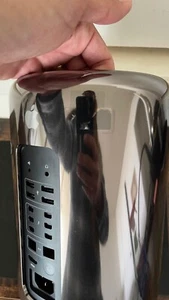 Mac Pro, 6 Core Xeon E5 3.5 GHz , D700 6GB X 2 GPU, 32GB RAM, 256GB SSD - Picture 1 of 7