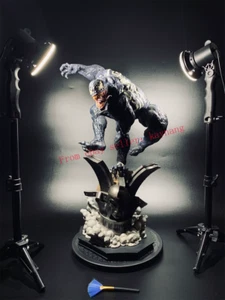 Sideshow Collectibles 300456 Venom Premium Format™ Figure Statue - Picture 1 of 1