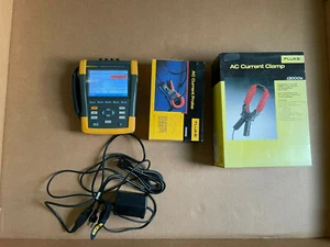 Fluke 435-II Netzqualitäts- und Energieanalysator mit Oberschwingungen, transient - Vorführgerät - Bild 1 von 7