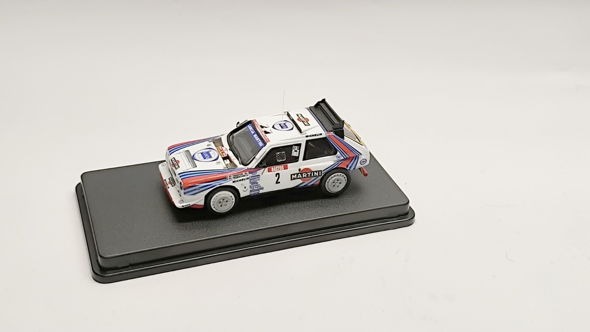 【値下げ】AU43 PARALLEL Lancia Delta S4 1/24 値下げ AU43 PARALLEL Lancia Delta S4 1/24（ランチアデルタS4）