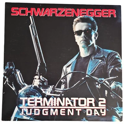 Terminator 2  T 2 Judgment Day LD68952-2 W/S NTSC Laserdisc 1991 - Image 1 of 3