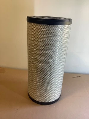 AF25247 Engine air filter for Freightliners, Western Star 4900, Peterbilt & KW - Image 1 of 4