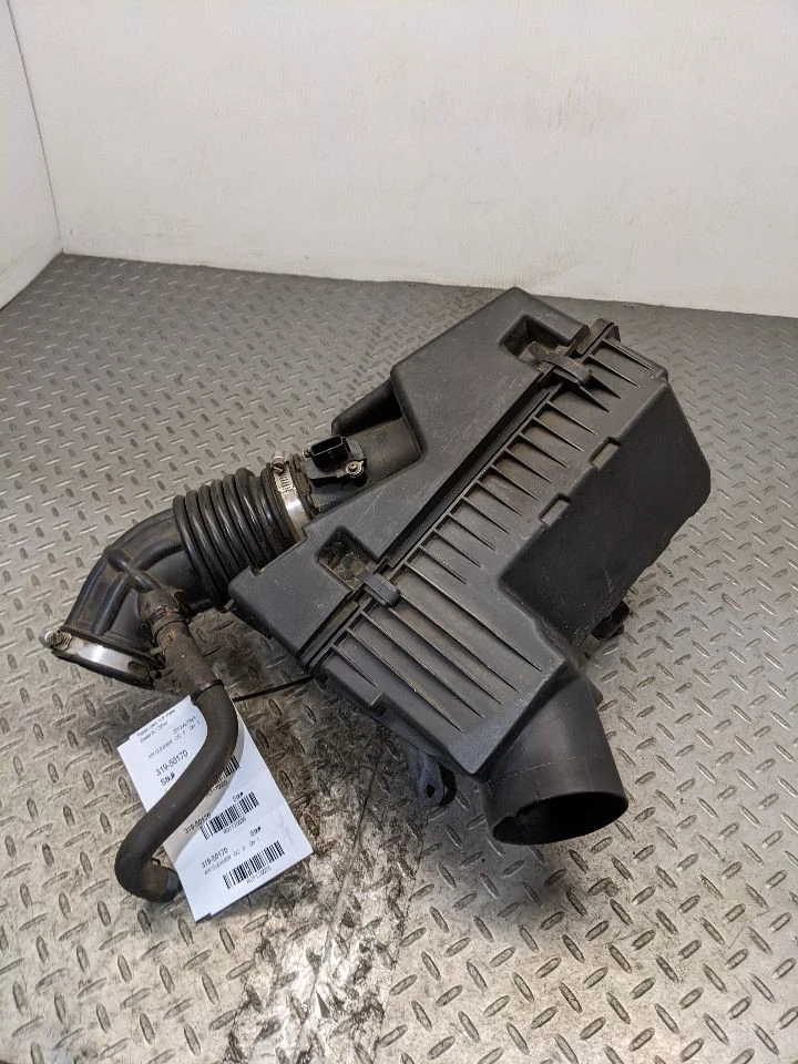 Purificador de aire cupé 2,5 L 4 cilindros compatible con 07-13 ALTIMA 1170035 Foto 1 de 4