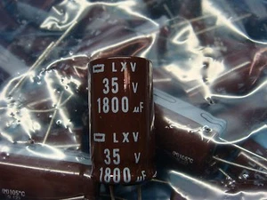 (10) UCC LXV35VB182 M 1800uF 35V 105°C ALUMINUM ELECTROLYTIC CAPACITOR 16X30 NOS - Bild 1 von 5