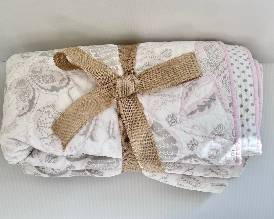 Pottery Barn Kids Evelyn Butterfly Quilt Full/Queen Pink Grey Blanket Bedding ** - Image 1 of 4