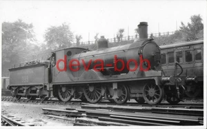 Railway Photo SR K10 393 Guildford 1933 LSWR 4-4-0 Loco Southern L&SWR - Picture 1 of 1