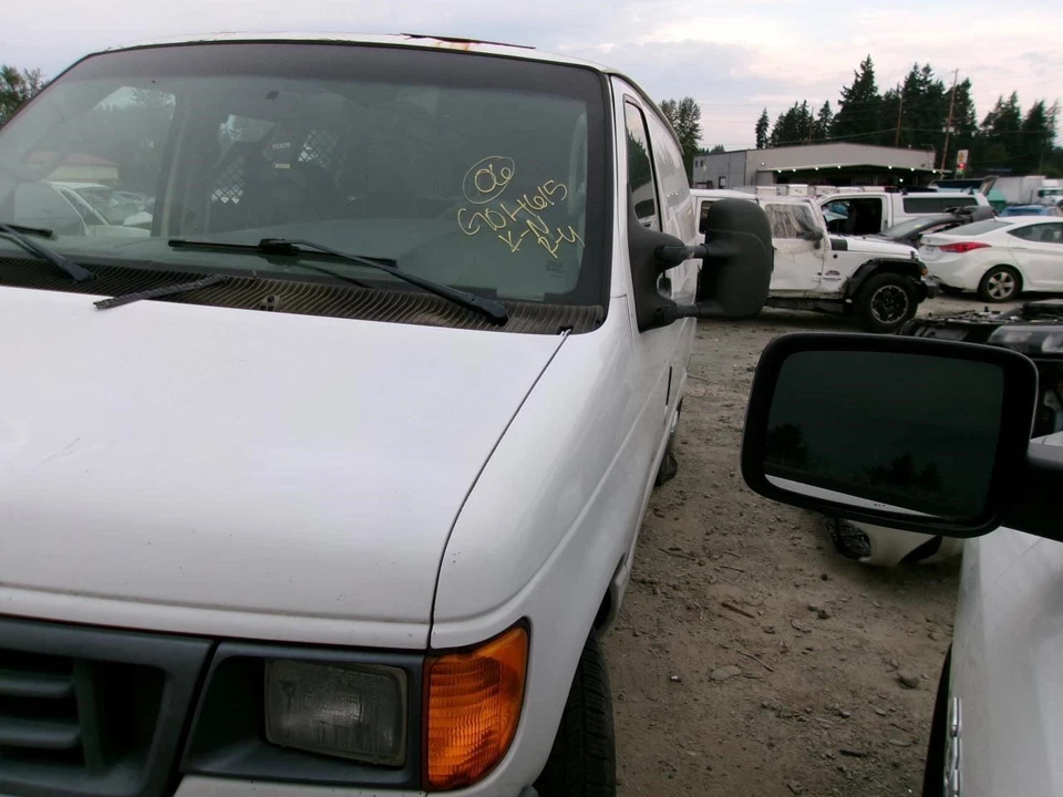 Luz de giro de lámpara de estacionamiento/esquina del conductor para camioneta Ford E150 03-07 30708201 Foto 1 de 4