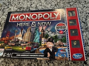 Monopoly Here and Now Edition-Hasbro Gaming 2015 USA - Picture 1 of 5