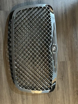 Chrysler 300 300C 2005-2010 5,7 L edición Real Dub parrilla de metal OEM Foto 1 de 4