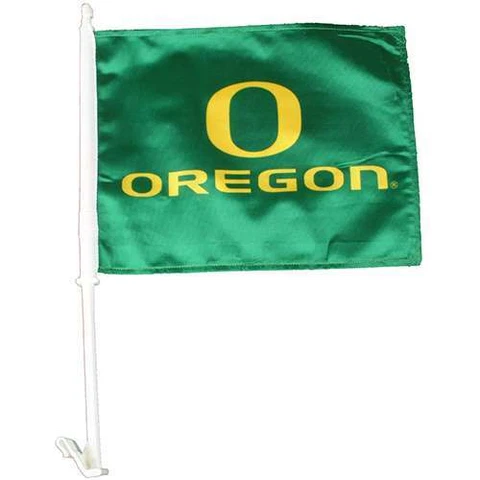 Oregon Ducks Car Flag - Green with Yellow O Cover