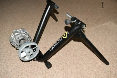 CycleOps Fluid2 Indoor Trainer EXCELLENT CONDITION!!!  - Image 1 of 4